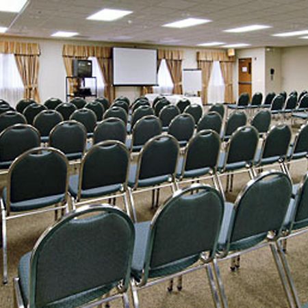 Baymont By Wyndham Des Moines Airport Hotel Facilities photo